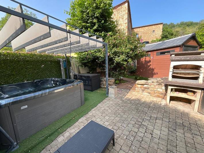 Location de vacances pour 6 personnes, avec jardin et jacuzzi dans Saint-Gervazy - 3