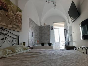 Chambre d’hôte pour 2 personnes, avec jacuzzi ainsi que sauna et balcon, adapté aux familles dans Ceglie Messapico