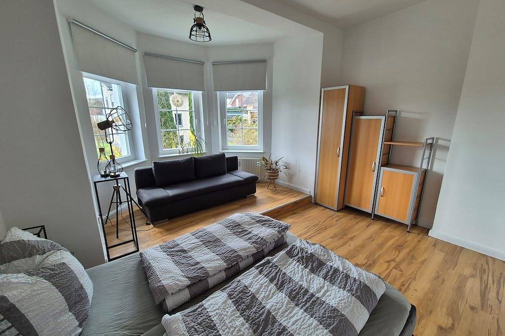 Ganze Wohnung, Rote Villa Lagom, die Ferienwohnung in Kirchen in Kirchen (Sieg), Altenkirchen & Umgebung