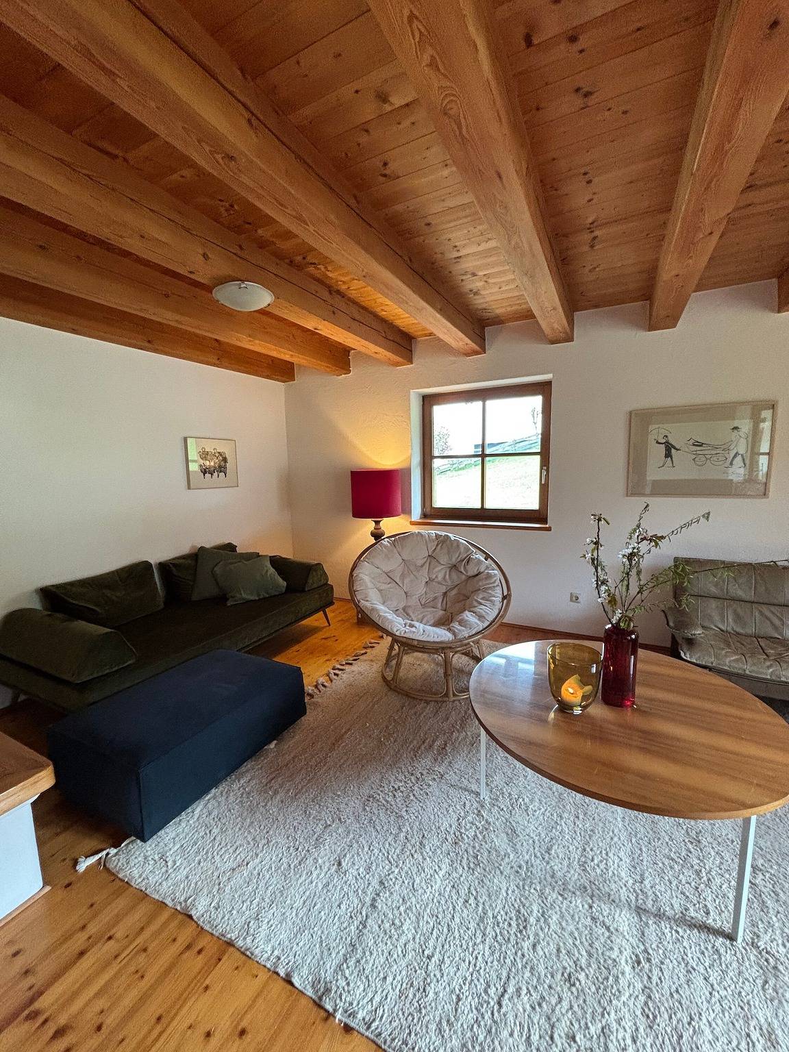 Ferienhaus „Mit Sonnenterrasse“ mit Balkon und Wlan in Ostrach, Region Bodensee-Oberschwaben