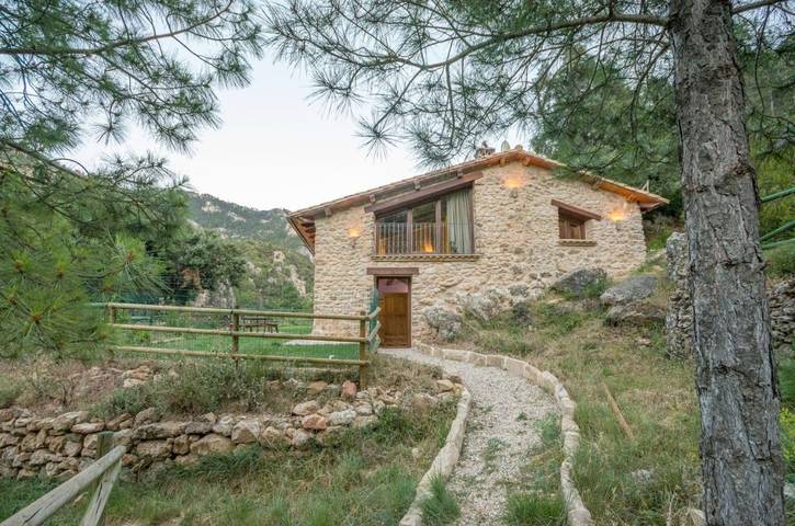Three-Bedroom Townhouse in Beceite, Massis dels Ports
