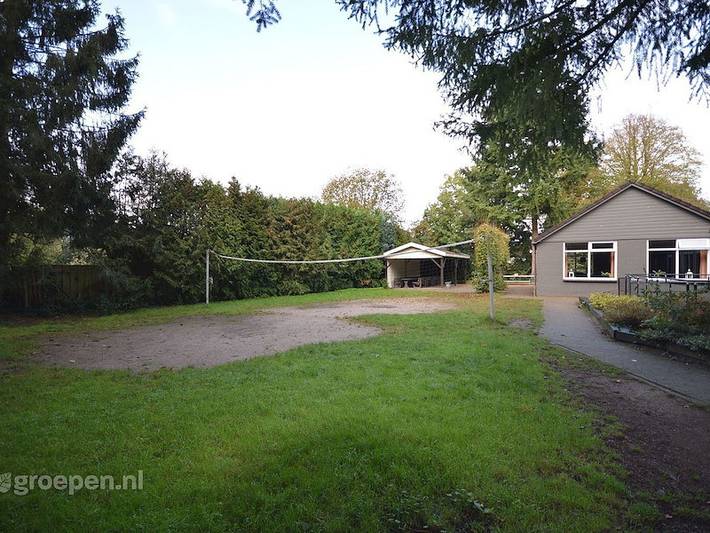 Vakantiehuis voor 54 personen, with Balkon/Terras and Terras as well as Zwembad in Putten
