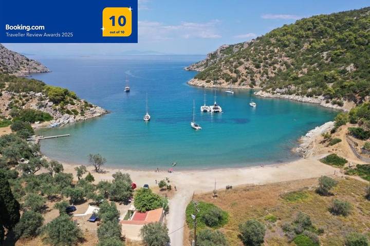 Location de vacances pour 7 personnes, avec jardin et vue, animaux acceptés dans Poros - 4