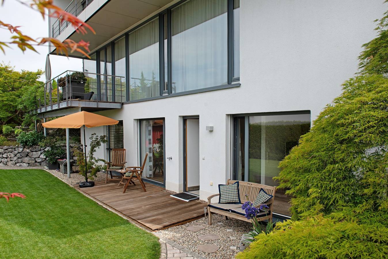 Ganze Wohnung, Ferienwohnung 'Meili's Haus' mit privatem Eingang, Terrasse und Garten in Unteruhldingen, Uhldingen-Mühlhofen