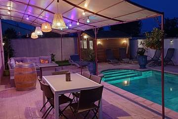 Gîte pour 6 personnes, avec jardin ainsi que terrasse et piscine à Manduel