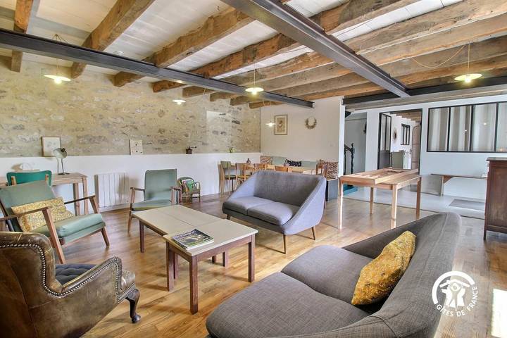 Gîte pour 15 personnes, avec jardin à Locoal-Mendon - 2