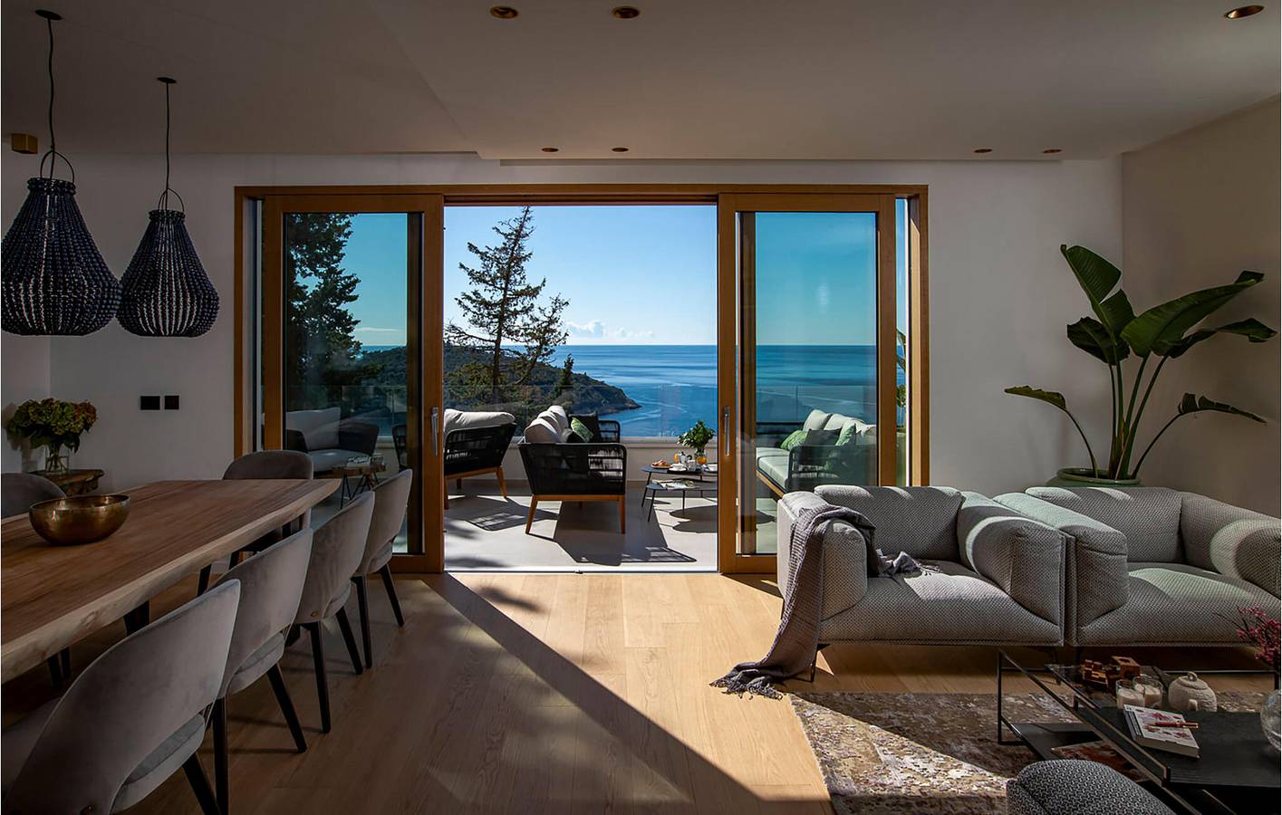 Gemütliche 2-Zimmer-Wohnung mit Meerblick, beheiztem Pool und Terrasse – in der Nähe des Bellevue-Strandes in Dubrovnik, Grad Dubrovnik