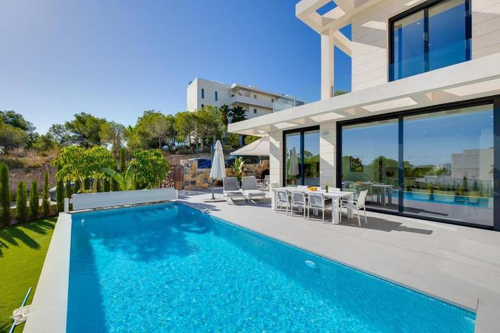 Casa rural para 8 personas, con piscina y terraza en San Miguel de Salinas - 4