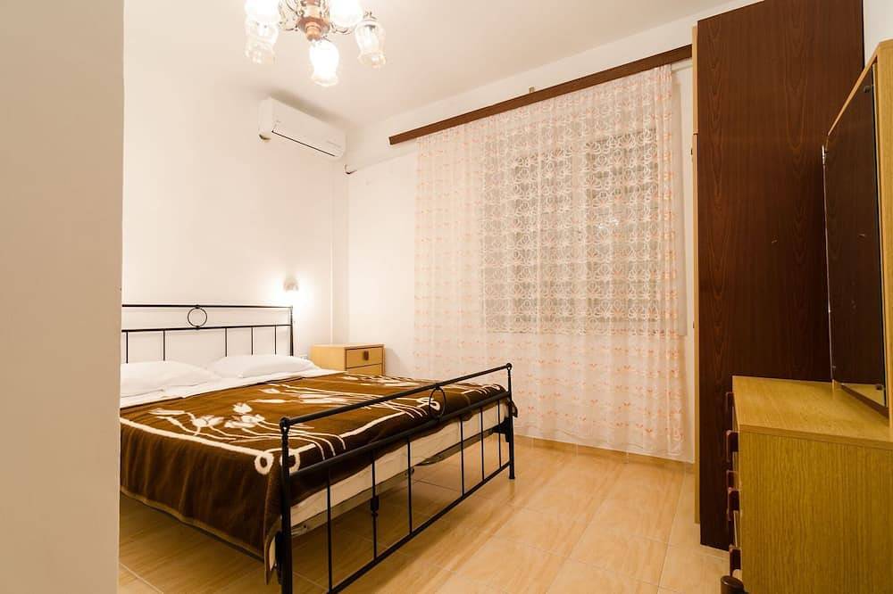 Ganze Wohnung, Guest House Kiko - Budget Double Room -  No.1 in Pomena, Mljet