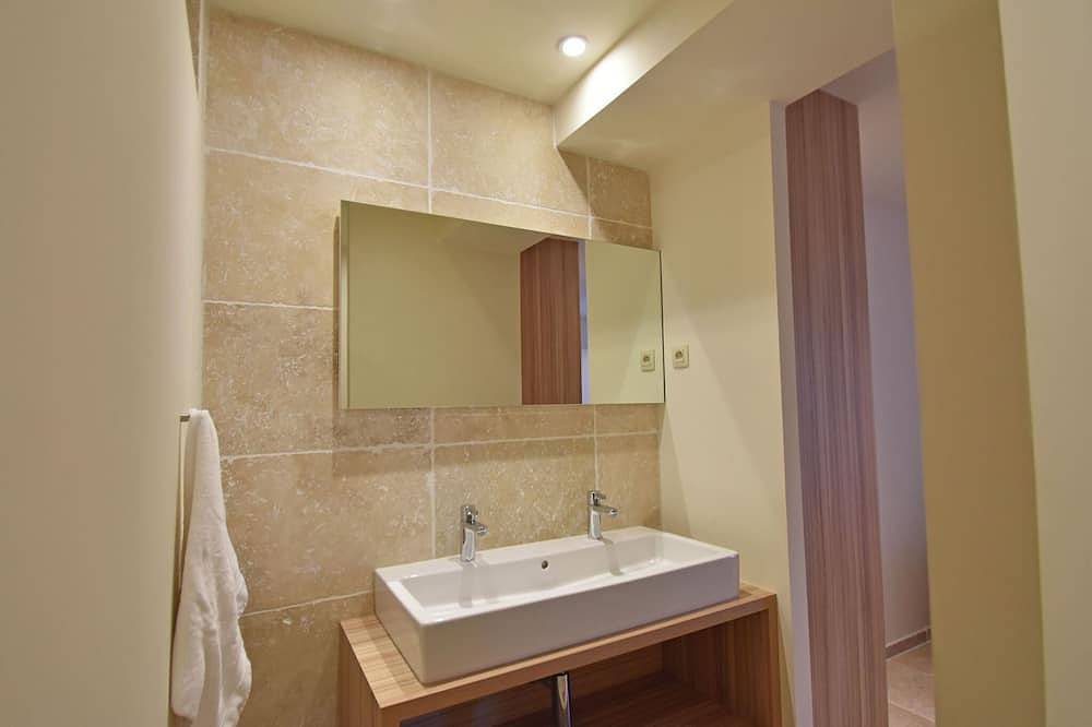 Appartement entier, Escapade douillette à Villesèque in Villesèque-des-Corbières, Côte méditerranéenne (France)