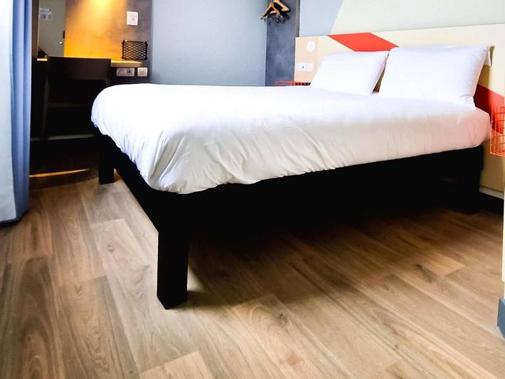 Hôtel pour 4 personnes, avec terrasse, animaux acceptés à Marcq-en-Barœul - 3
