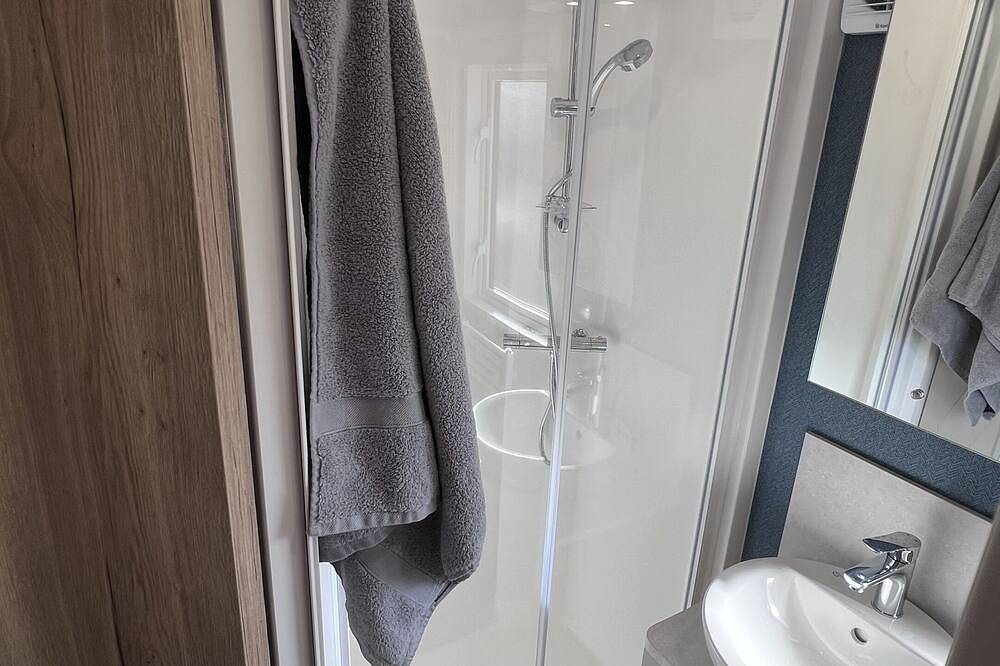 Entire apartment, Mulberry Mews at Cherry Lea Holiday Park & Fishing in Burgh le Marsh, Lincolnshire