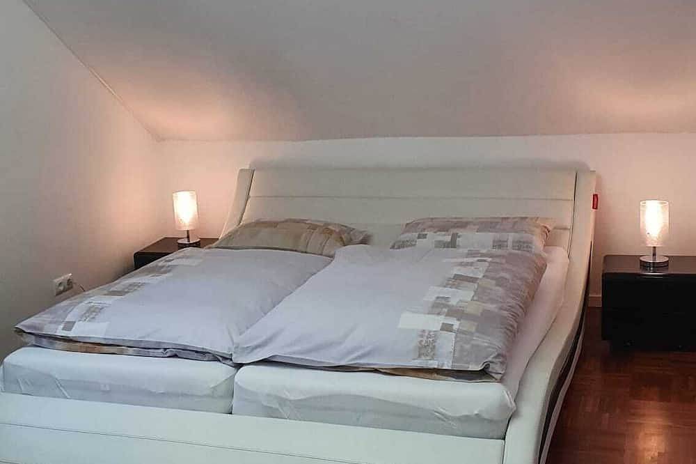 Ganze Wohnung, Ferienwohnung Airport Waldblick in Porz (Köln), Köln