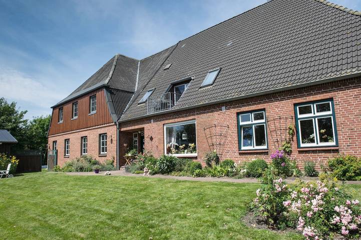 Ferienwohnung für 4 Personen, mit Balkon/Terrasse und Balkon sowie Terrasse und Garten in Tetenbüll - 2