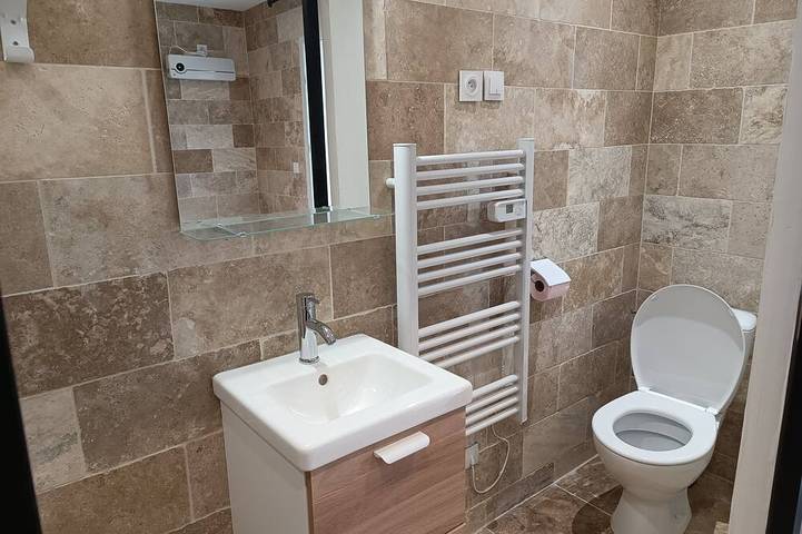 Chambre 2 pers. avec salle d'eau et wc in Saint-Pardon-de-Conques, Région de Langon