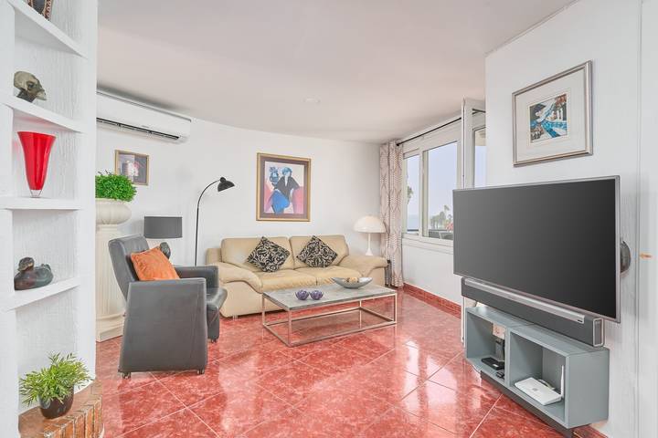Ganze Wohnung, Apartment mit spektakulärem Meerblick, 2 Sz, 2 Bäder, 4 Pers., Top-Lage Nerja in Playa Carabeíllo, Nerja
