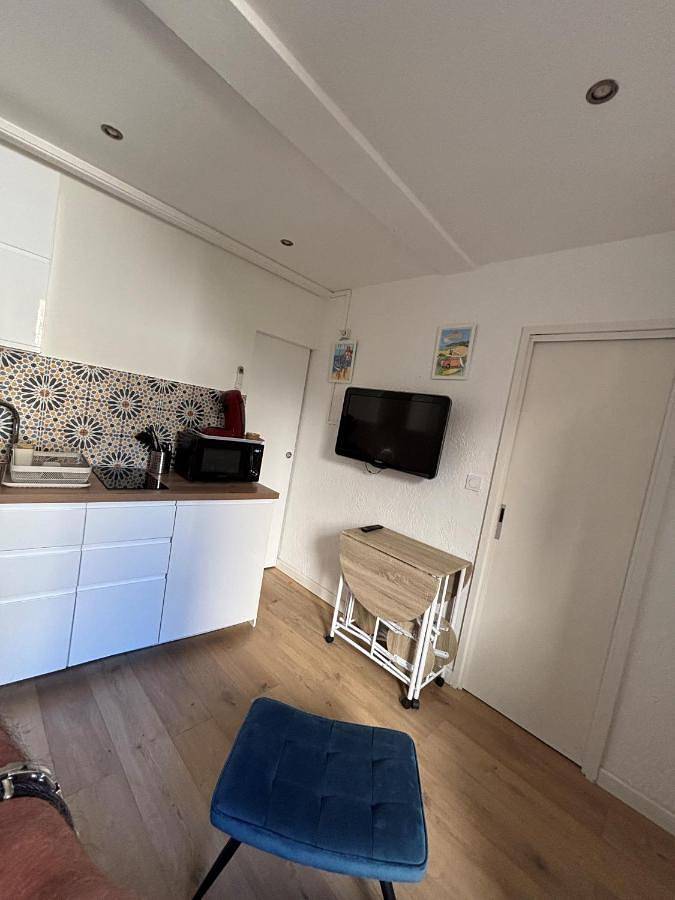 Gîte pour 3 personnes, avec jardin dans Theatre Galli Sanary Sur Mer - 2