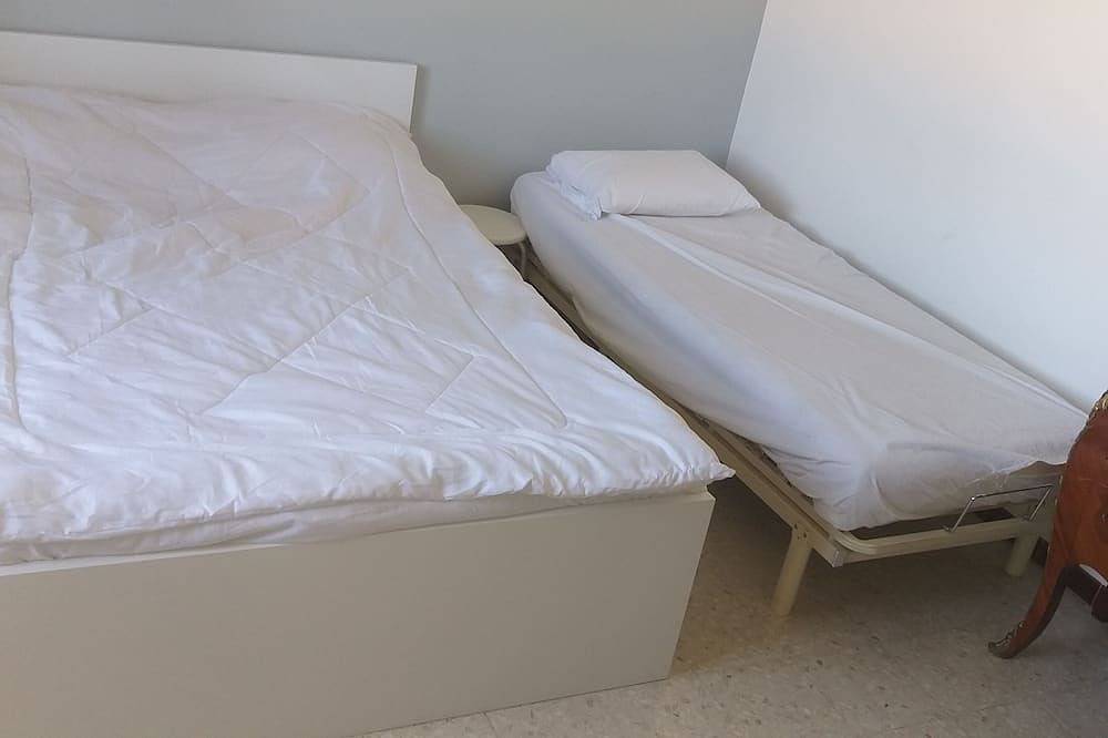 Logement  au premier étage d'une maison individuelle in Rousson, Parc national des Cévennes