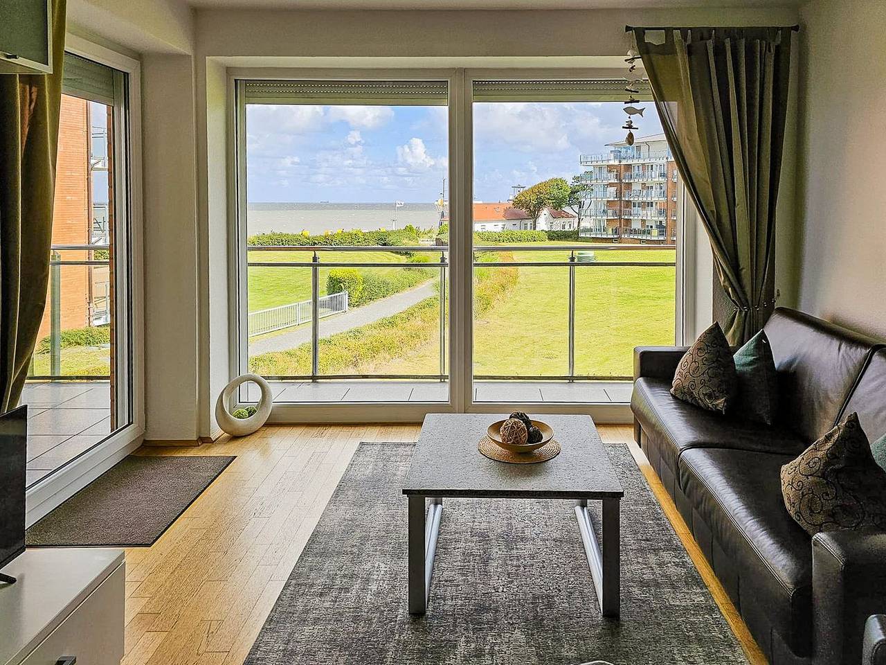 Entire apartment, Pe08 im Strandpalais Cuxhaven – Ferienwohnung im 1. Stock mit direktem Meerblick in Duhnen, Cuxhaven