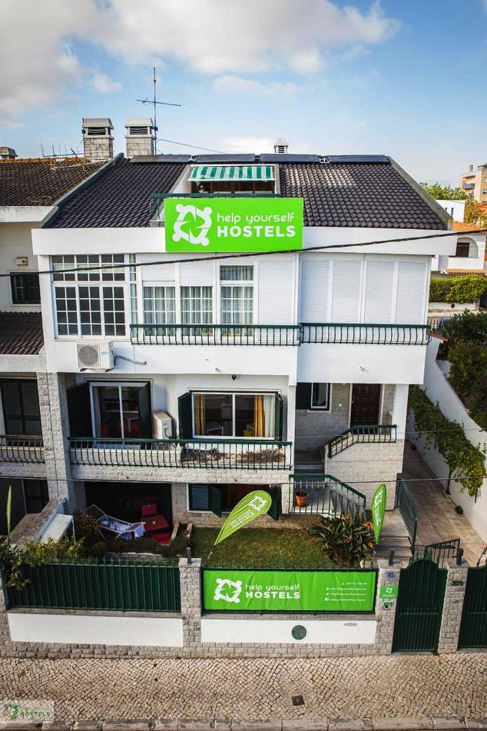 Location de vacances pour 7 personnes, avec piscine et jardin à Carcavelos - 3