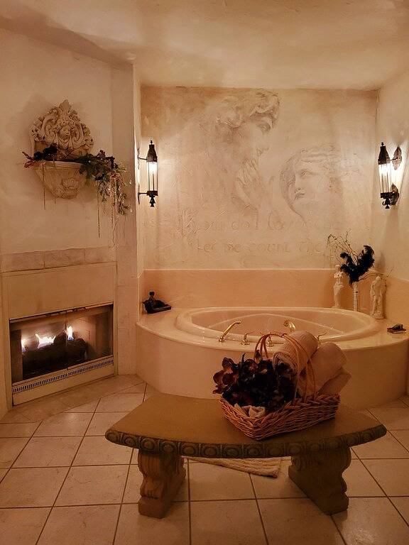 The Castle Camelot Private Suite in North Cowichan, Cowichan Valley Regional District