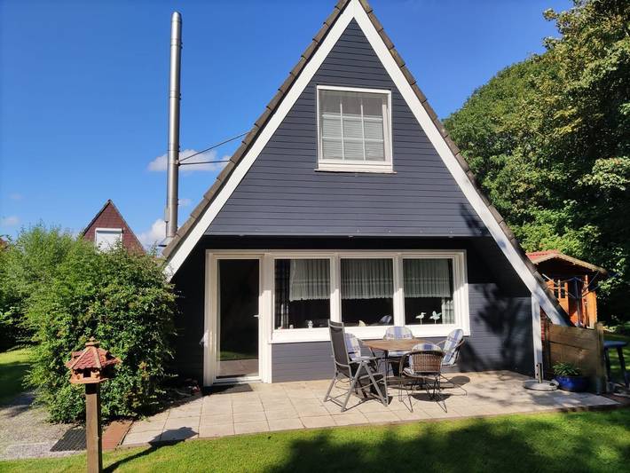 Ferienhaus für 4 Personen, mit Terrasse und Garten in Greetsiel