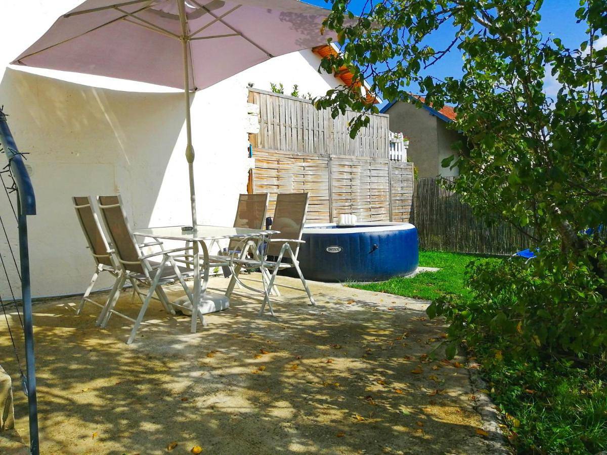 One-Bedroom House in Meussia, Parc naturel régional du Haut-Jura