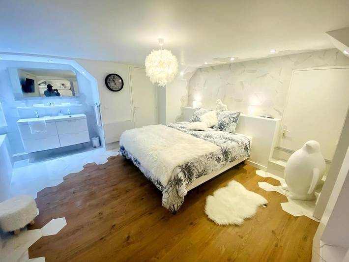 Gîte pour 2 personnes, avec jacuzzi à Planay - 4