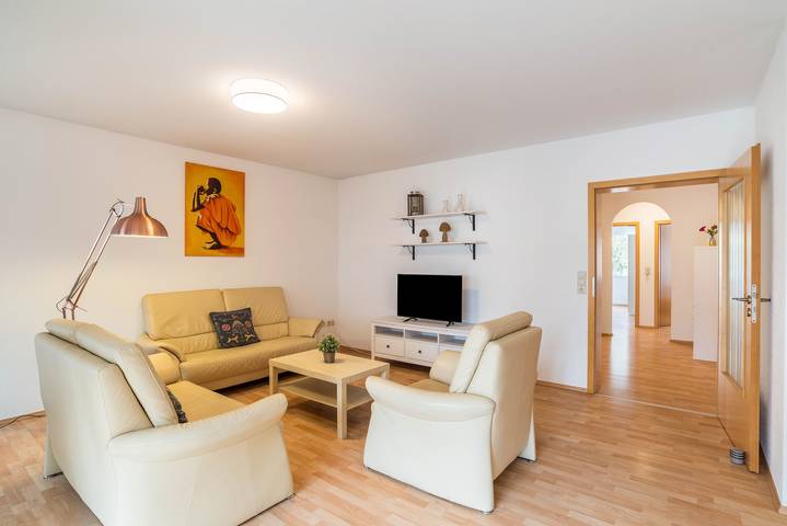 Appartement entier, Aposto Apartment 2 avec balcon et Wi-Fi in Oberderdingen, Kraichgau