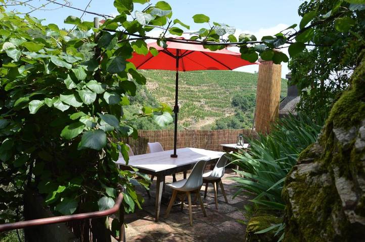 Location de vacances pour 6 personnes, avec vue et balcon à Malleval - 2