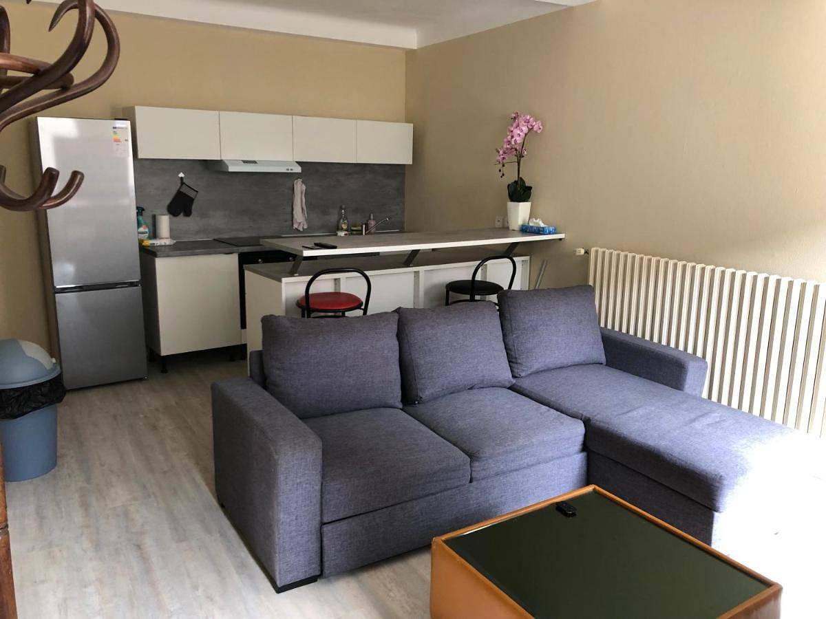 Appartement entier, One-Bedroom Apartment in Jouy-aux-Arches, Metz-Campagne