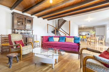 Location De Vacances pour 8 Personnes dans Mellac, Région de Quimper, Photo 2