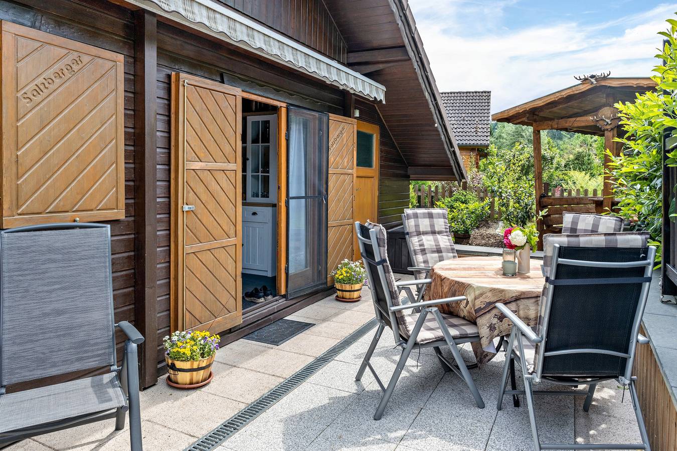 Ferienhaus Obert - Drognitz mit privater Terrasse, Garten,kostenloser Bootsnutzung und Wlan in Drognitz, Thüringer Schiefergebirge