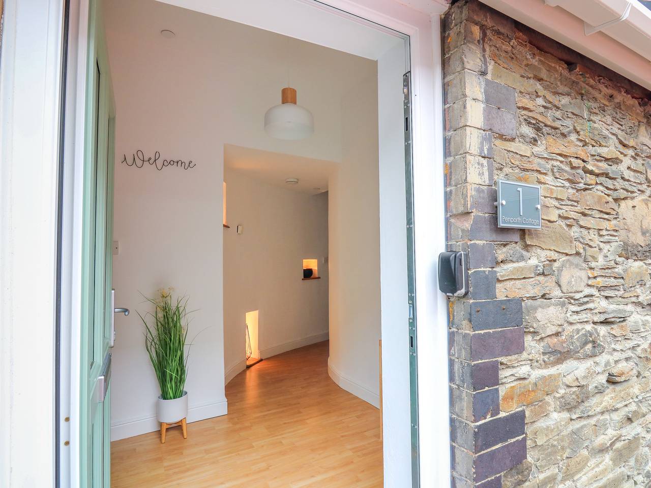 1 Penporth in Rhayader, Powys