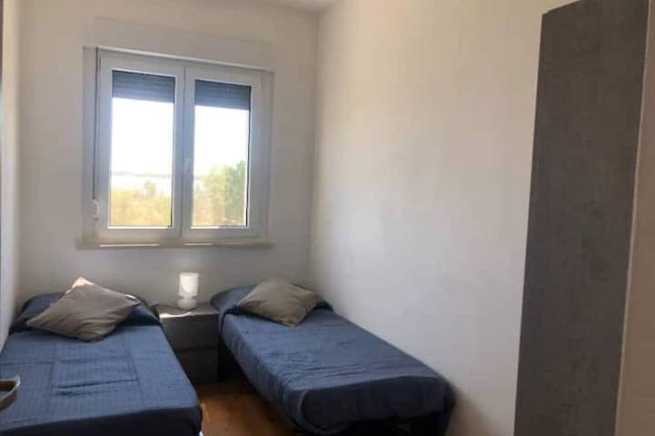 Gîte pour 5 personnes, avec Balcon à Monfalcone - 4
