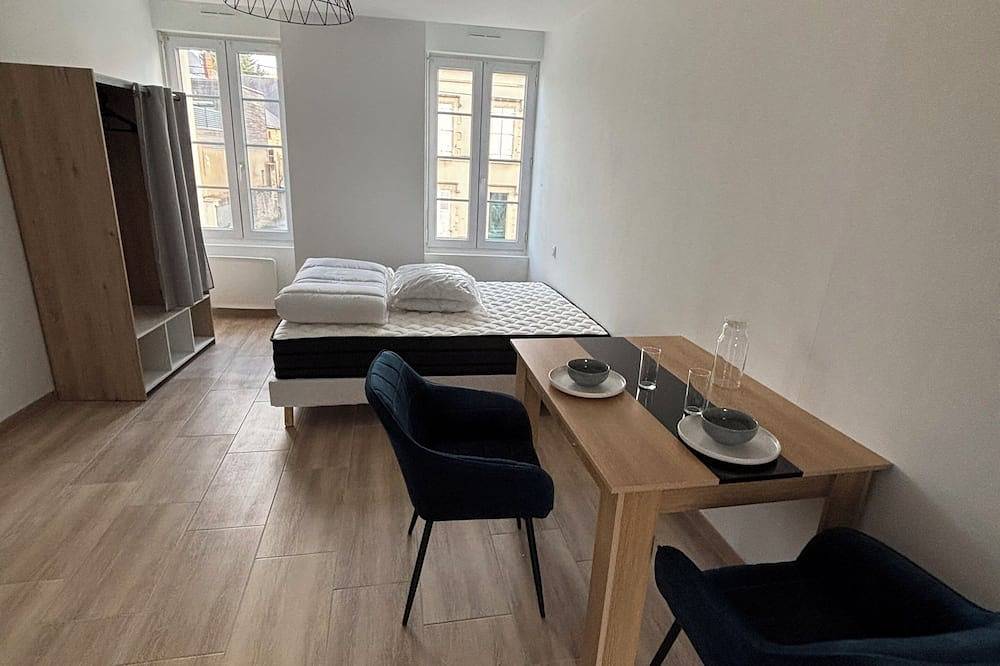 Ganze Wohnung, Cosy apartment - heart of Laval in Laval, Mayenne