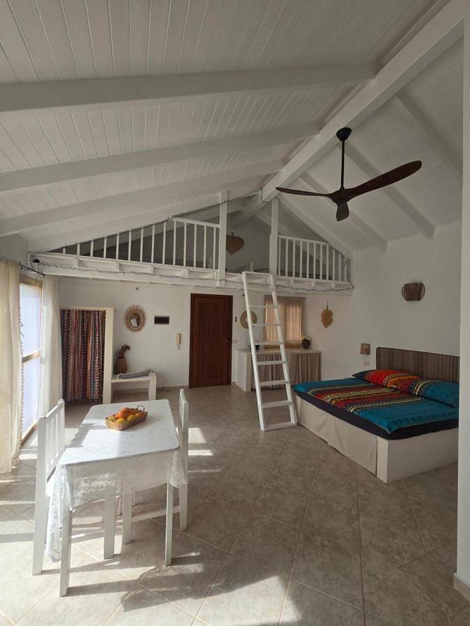 Gîte pour 3 personnes, avec terrasse dans Boa Vista (homonymie)