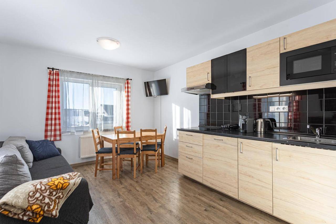 Ganze Wohnung, Two-Bedroom Apartment in Bozi Dar, Keilberg