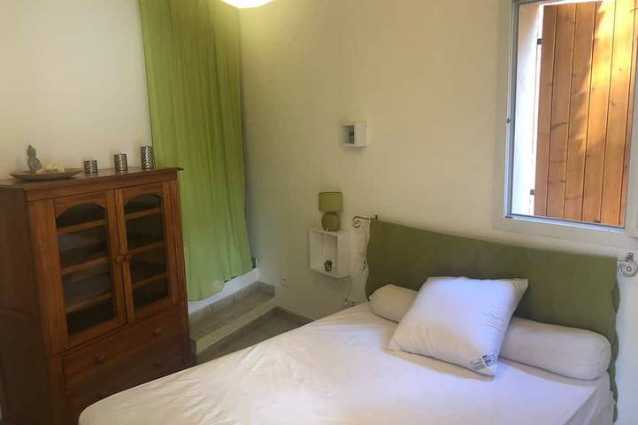 Gîte pour 4 personnes, avec jardin et terrasse à Corbara - 2