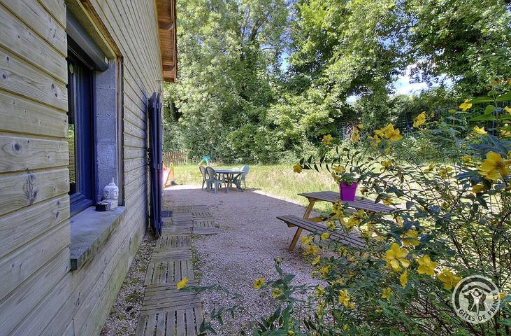 Gîte pour 4 personnes, avec terrasse ainsi que jardin et vue à Juliénas - 2