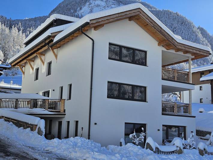 Ferienwohnung für 4 Personen, mit Terrasse und Ausblick - 1