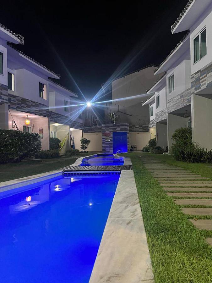 Casas e apartamentos de temporada para 10 pessoas, com jacuzzi e sauna e ainda piscina and jardim, adaptado a crianças em Ipojuca