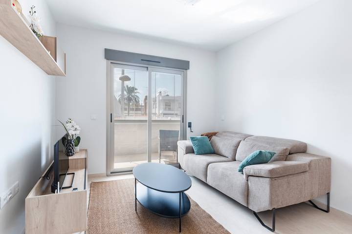 Ferienwohnung für 4 Personen, mit Balkon und Seeblick in Los Alcázares - 3