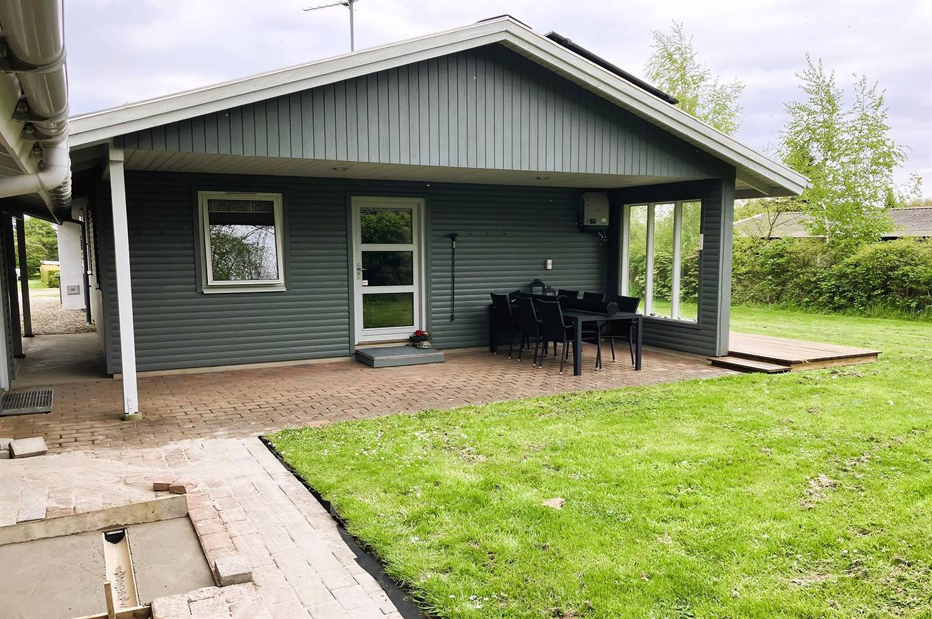 Pet friendly home in Humble with sauna in Bukkemose, Humble