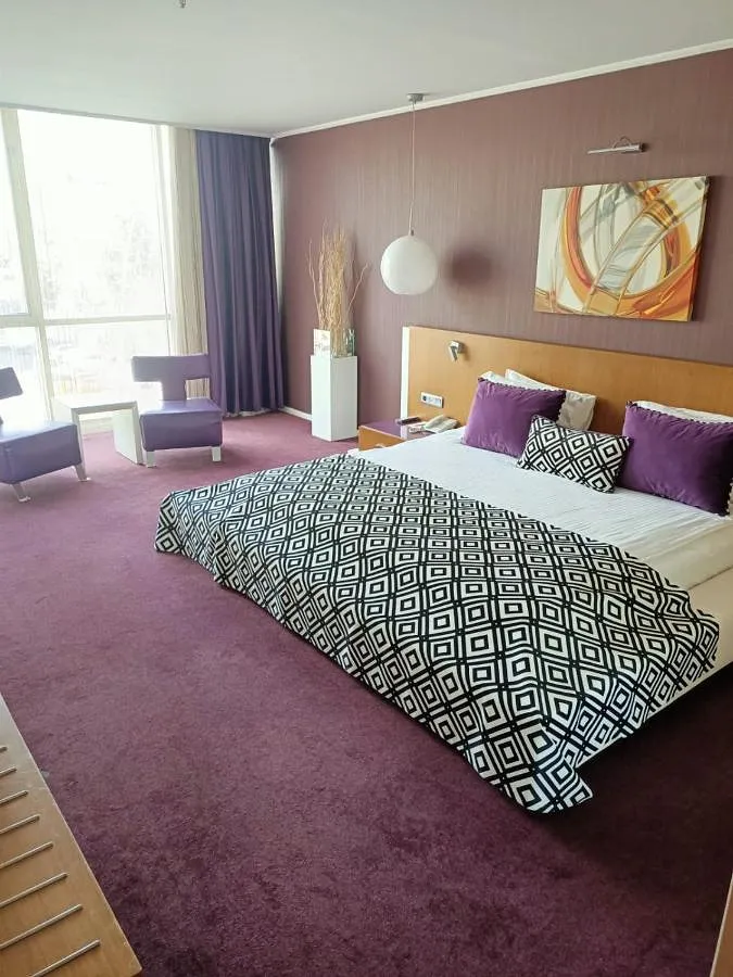 Hotel für 3 Personen, mit Sauna und Ausblick sowie Terrasse - 1