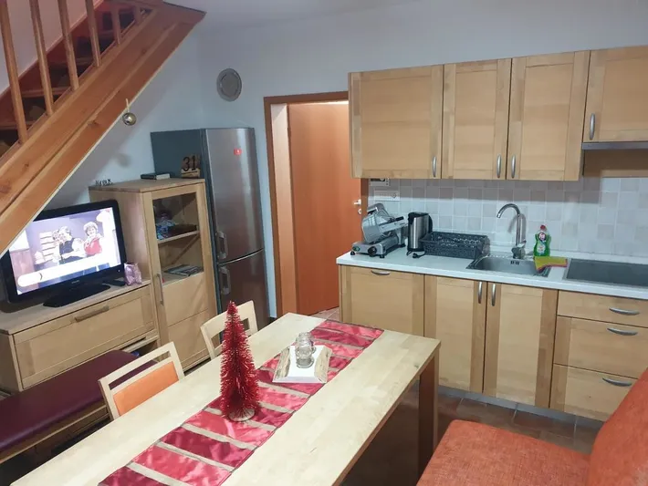 Ferienwohnung für 9 Personen, mit Ausblick und Balkon - 1