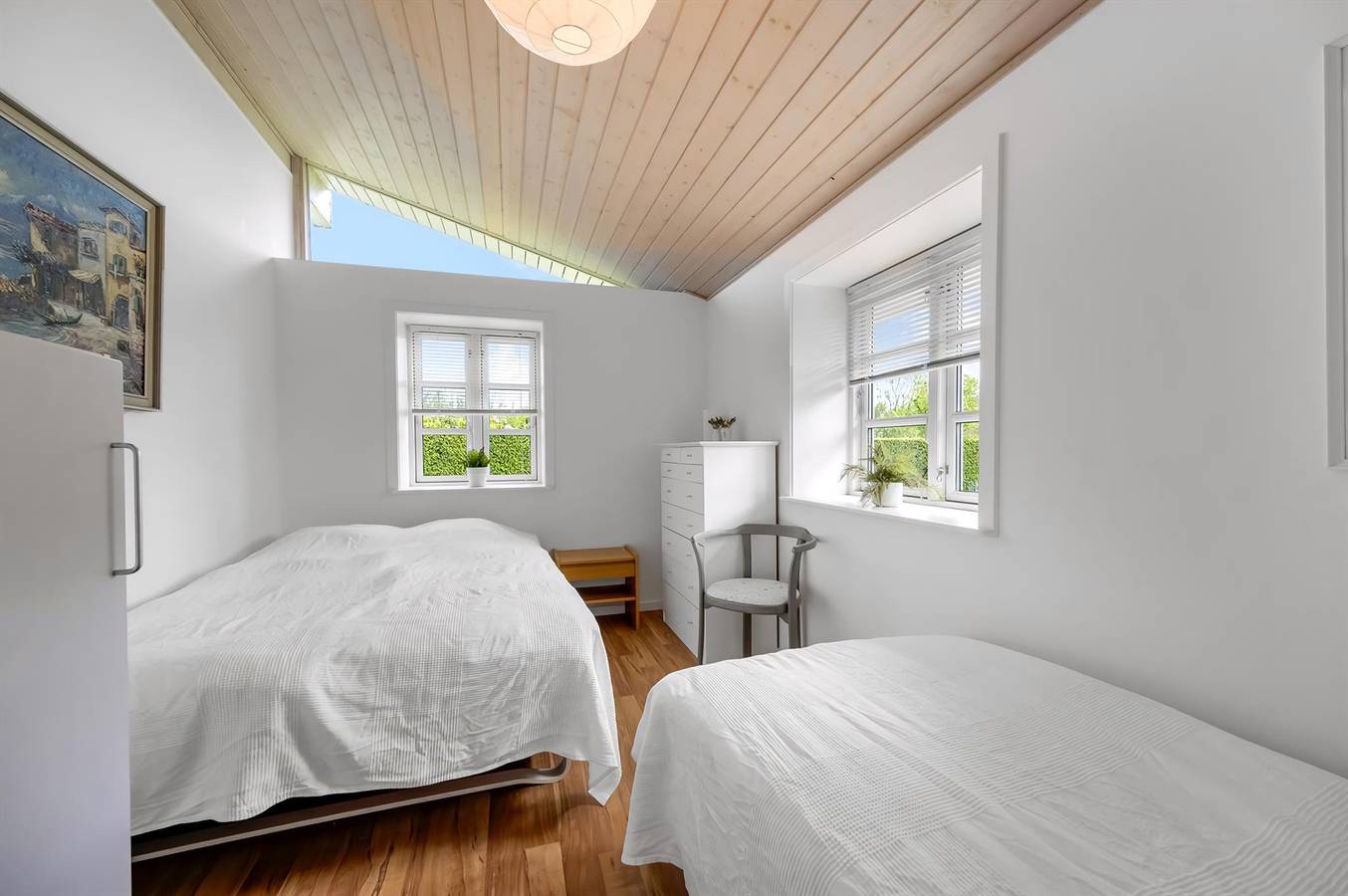 Beautiful home in Dronningmølle w/ 3 Bedrooms in Munkerup, Dronningmølle