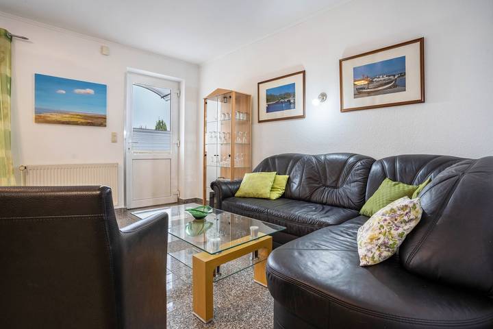 Ganze Wohnung, Ferienwohnung 'Haus Hügel - Wohnung 3' mit Balkon und Wi-Fi in Ostseebad Binz, Binz