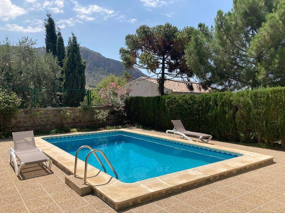 Casa Surya - unique country house near Granada in Nigüelas, Cordillera Penibética