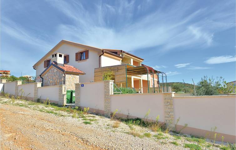 Ferienhaus für 6 Personen, mit Terrasse in Maslenica - 3